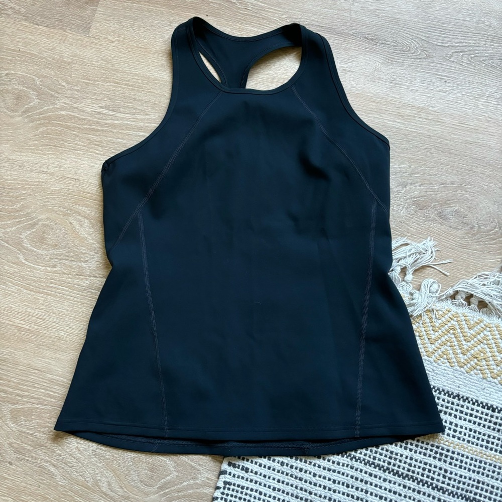 LNDR Tank